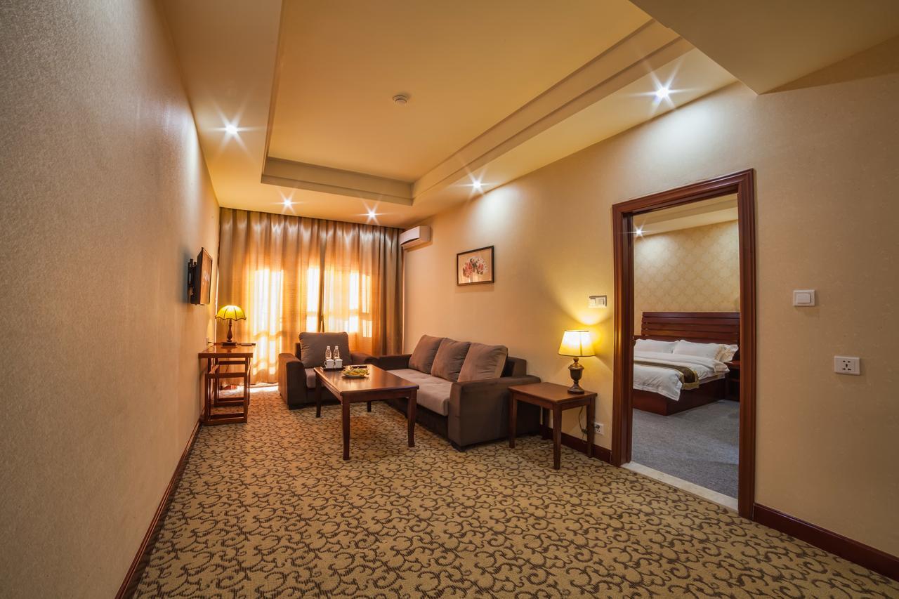 Hotel Shanghai City Osh Exterior photo