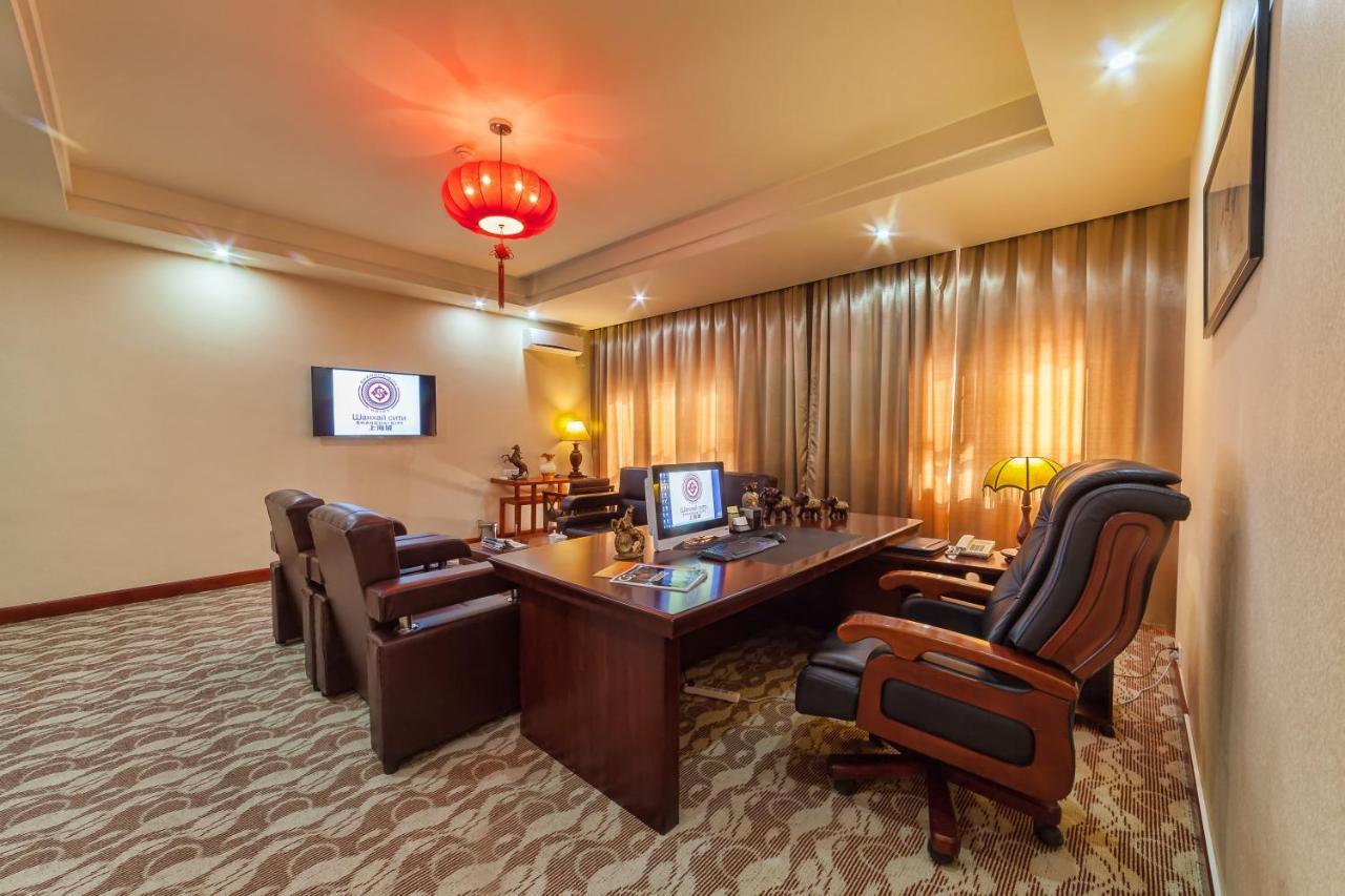 Hotel Shanghai City Osh Exterior photo